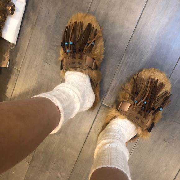 ALANUI FAUX FUR SLIDES SIZS 8 - Picture 6 of 7